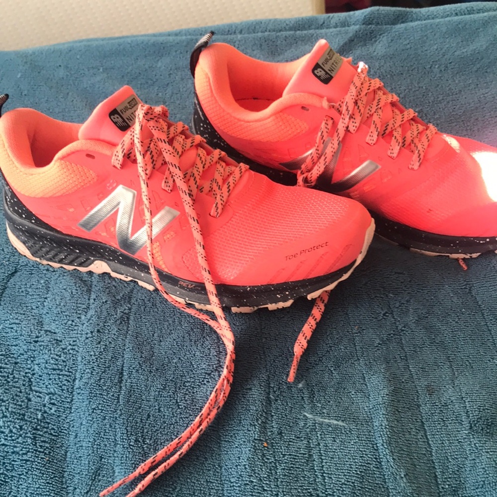 Gentlely used New Balance Response 2.0